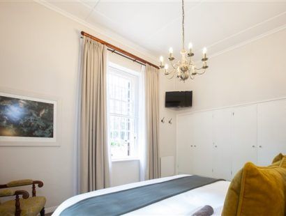 experiences at Elgin Vintners illustrated by Hahn Family Suite bedroom view from bed